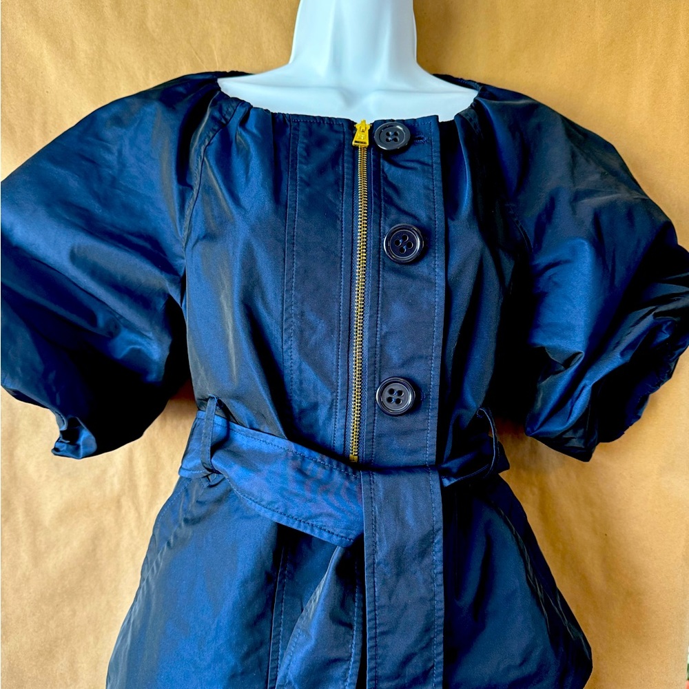 BCBGMaxAzria blue baby black top with pouf sleeve